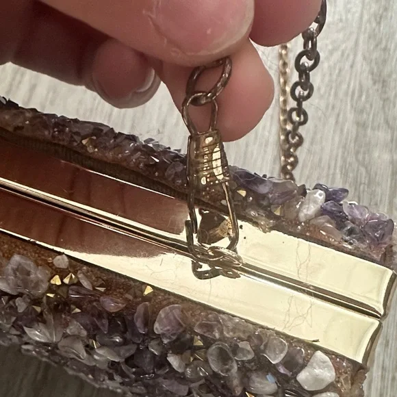 Elegant Purple Sequin Clutch Bag - Picture 4 of 6